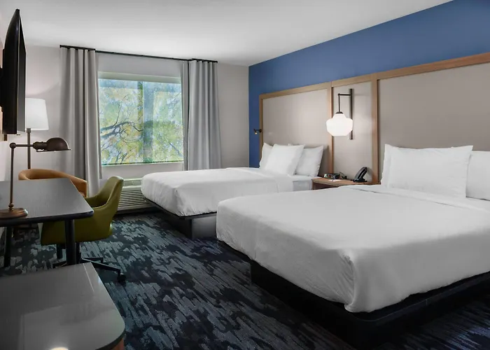 Fairfield By Marriott & Buckeye Verrado Hotel 2*